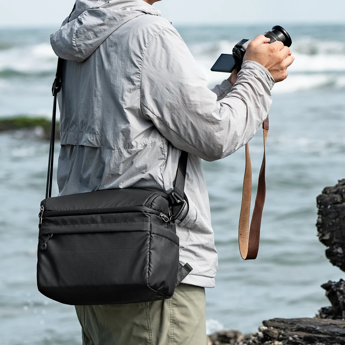 Camera Backpack 22L 2-in-1 Waterproof